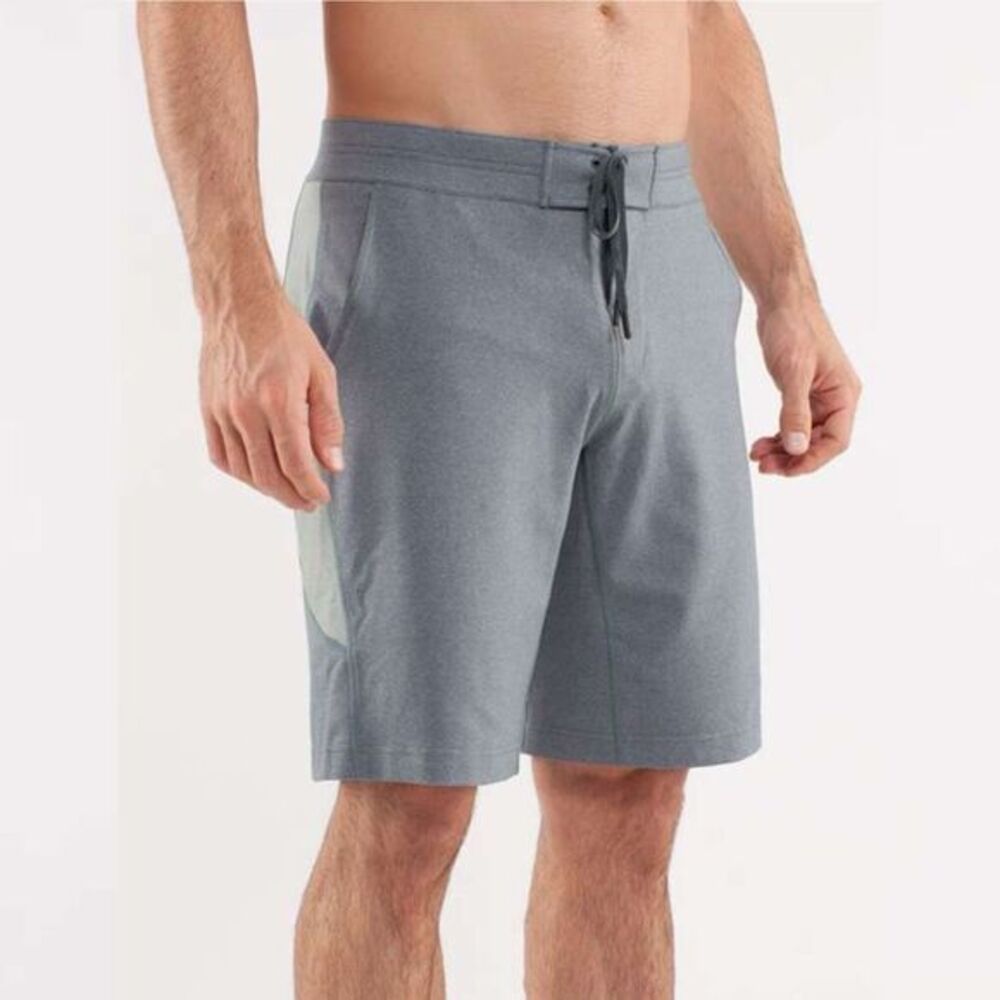 Lululemon Kung Fu Short in Heathered Deep Shore / Heathered Earl Grey Size L